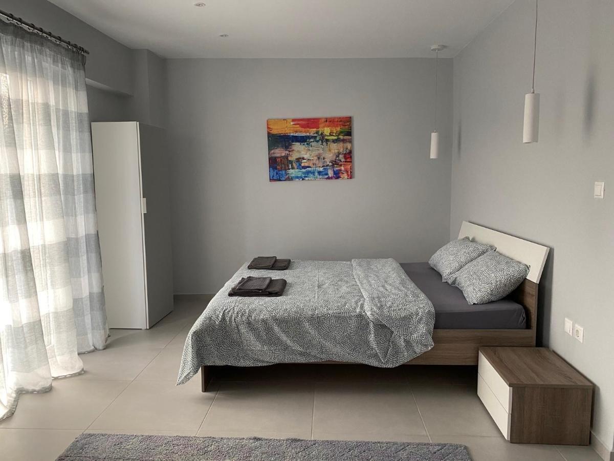 Cosy Studio 2 Minutes Walking From The Beach Anavyssos Bagian luar foto