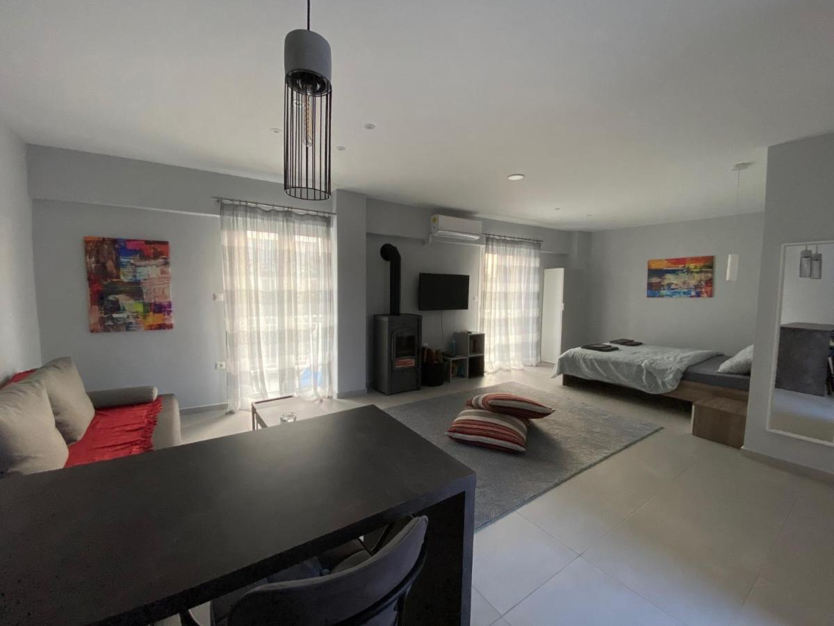 Cosy Studio 2 Minutes Walking From The Beach Anavyssos Bagian luar foto